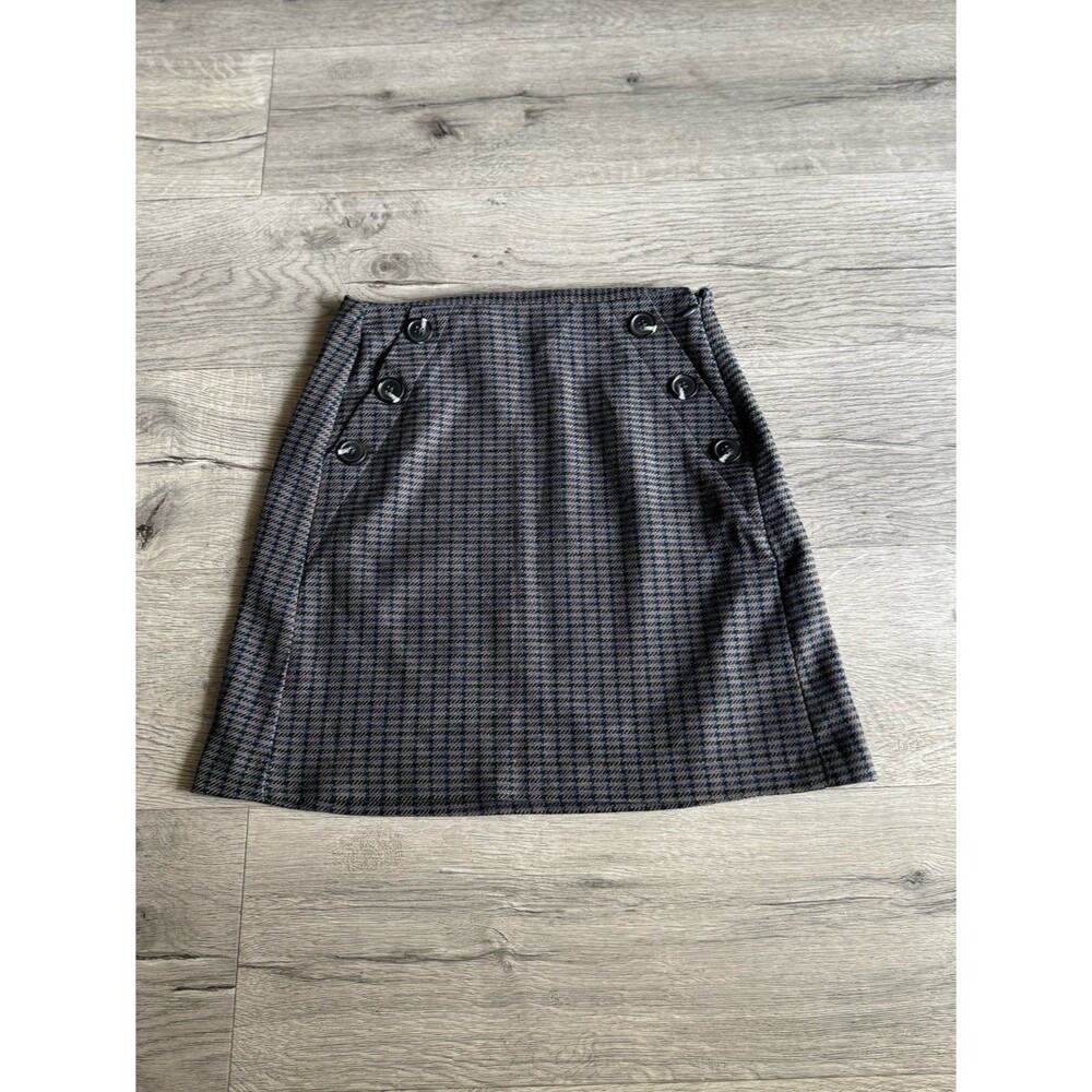 Uniqlo Mini Plaid Skirt Women’s Size Small Brand New